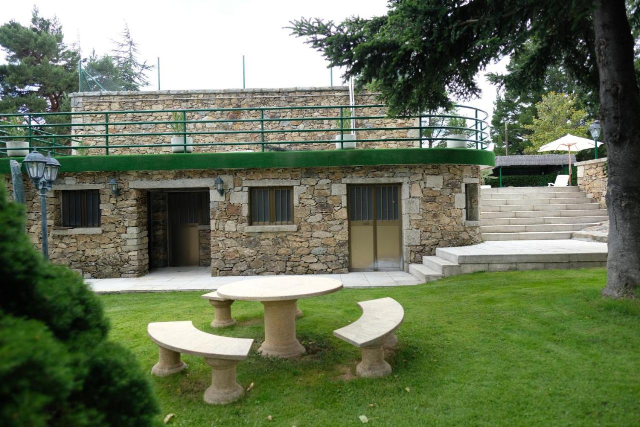 El Barranco De Miraflores 미라플로레스 데 라 시에라 외부 사진